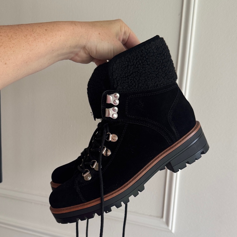 Marc Fisher Shearling Lace Up Boots Size 8